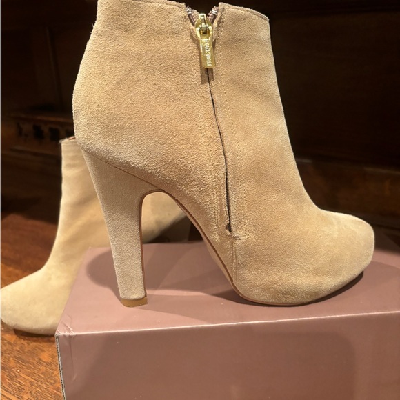 COLIN STUART DESIGNER BOOTIES 8.5 - Picture 13 of 13